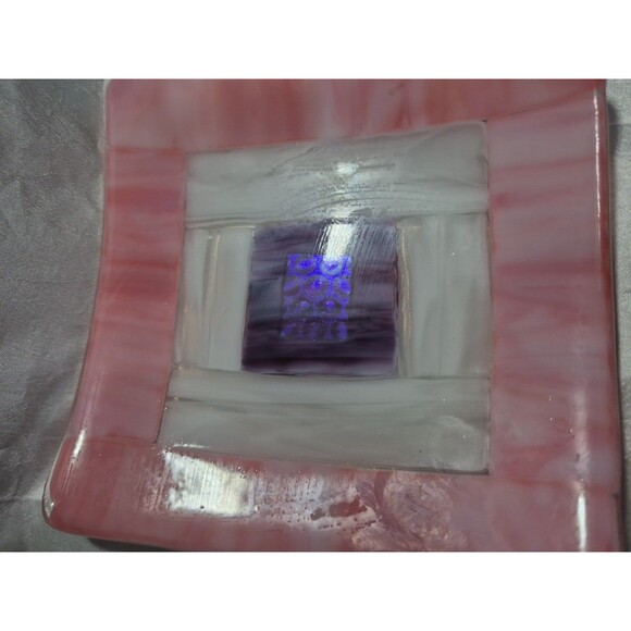 Small Fused Glass Square Trinket Dish 5.5" X 5.5" - Picture 7 of 13